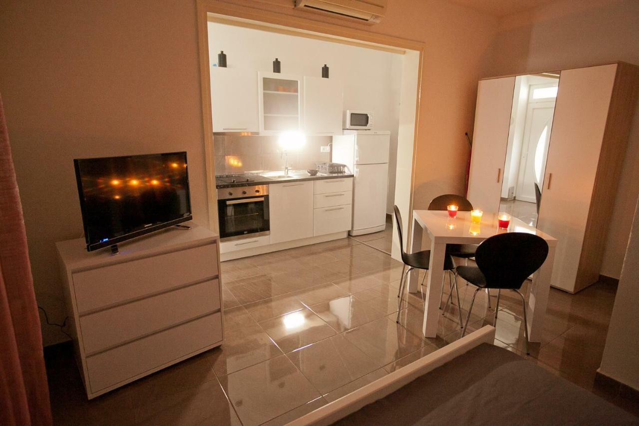Apartman 2 Zadar Bagian luar foto